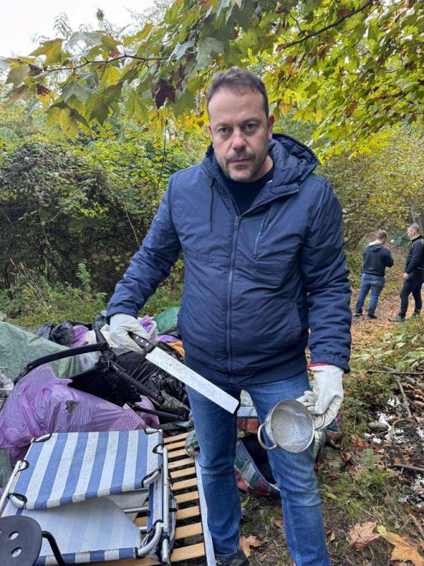 zoffili.jpg (187 KB)