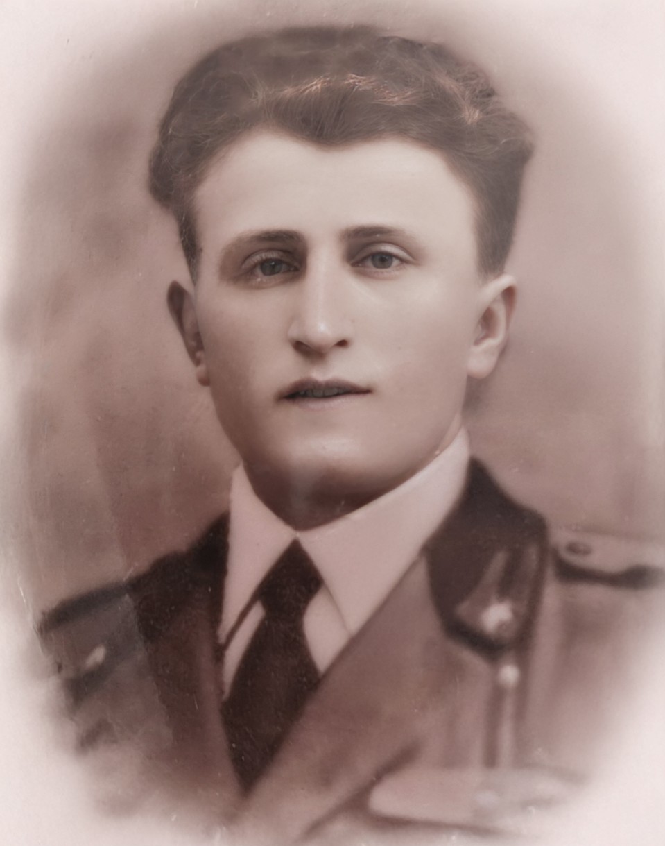 Romegioli_Andrea.jpg (123 KB)