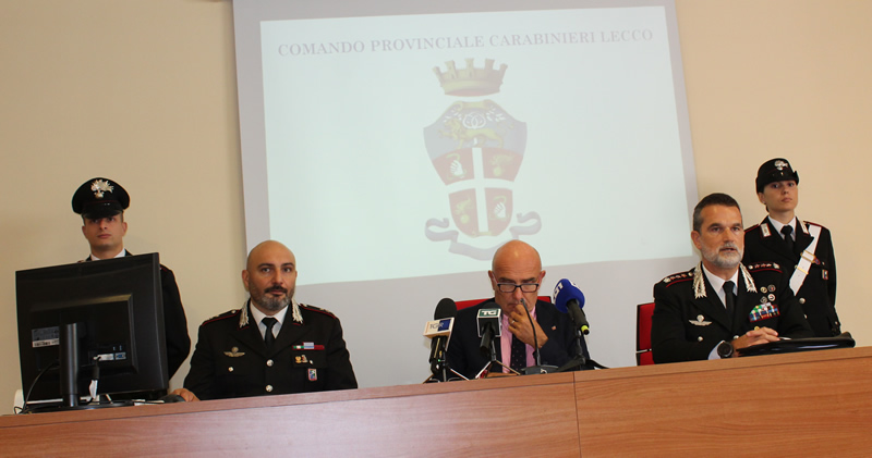 leccoconferenzacc4.jpg (91 KB)