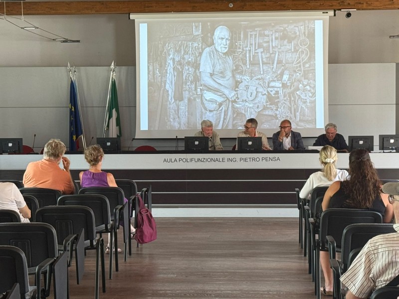 mostravallepresentazione1.jpg (113 KB)