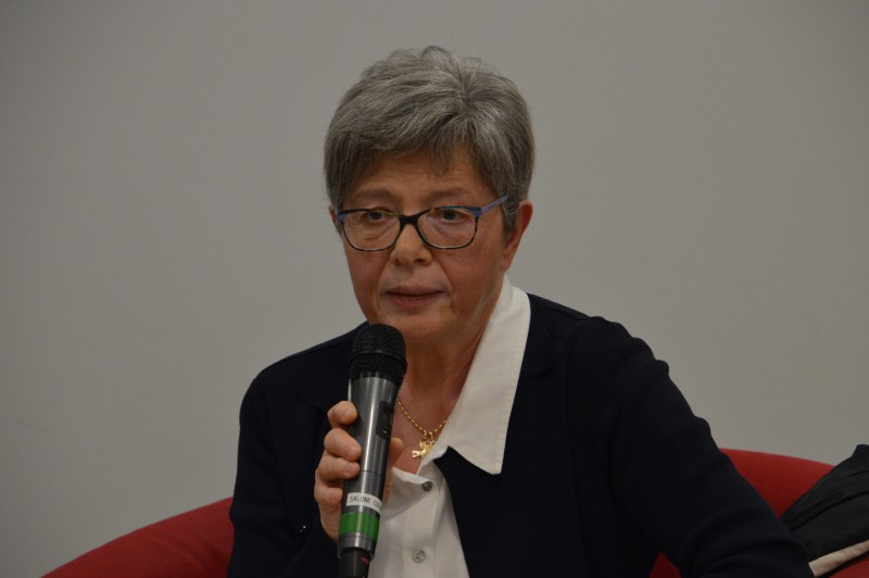 4_Carolina_Porcaro__1_.JPG (40 KB)