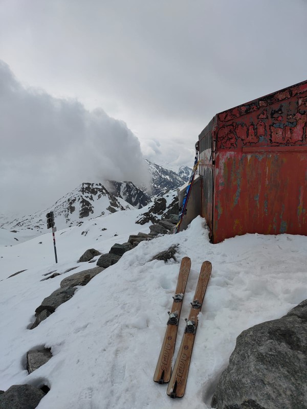 Bivacco.jpeg (87 KB)