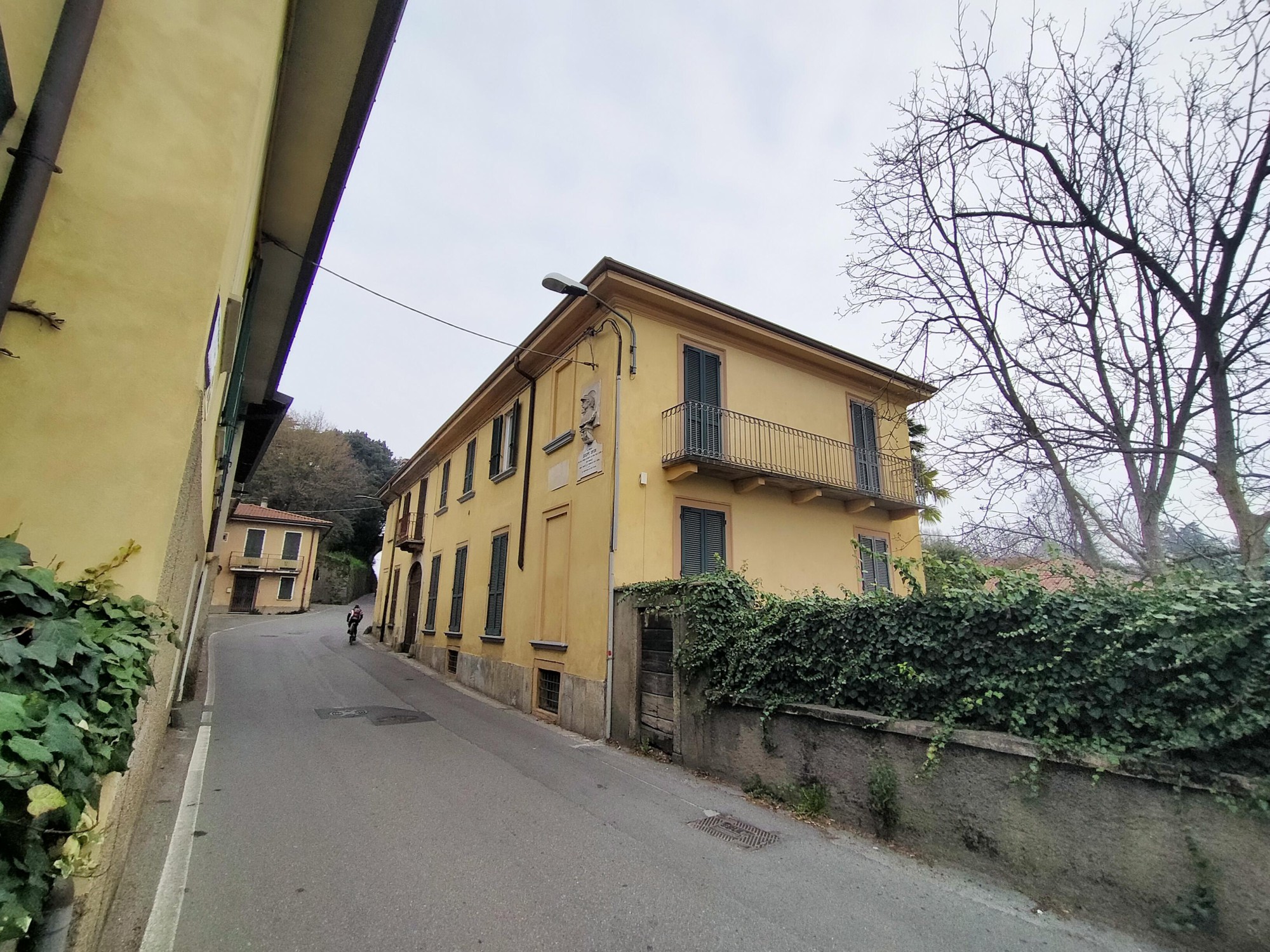 Casa_Sirtori_a_Casatevecchio__1_.jpg (742 KB)