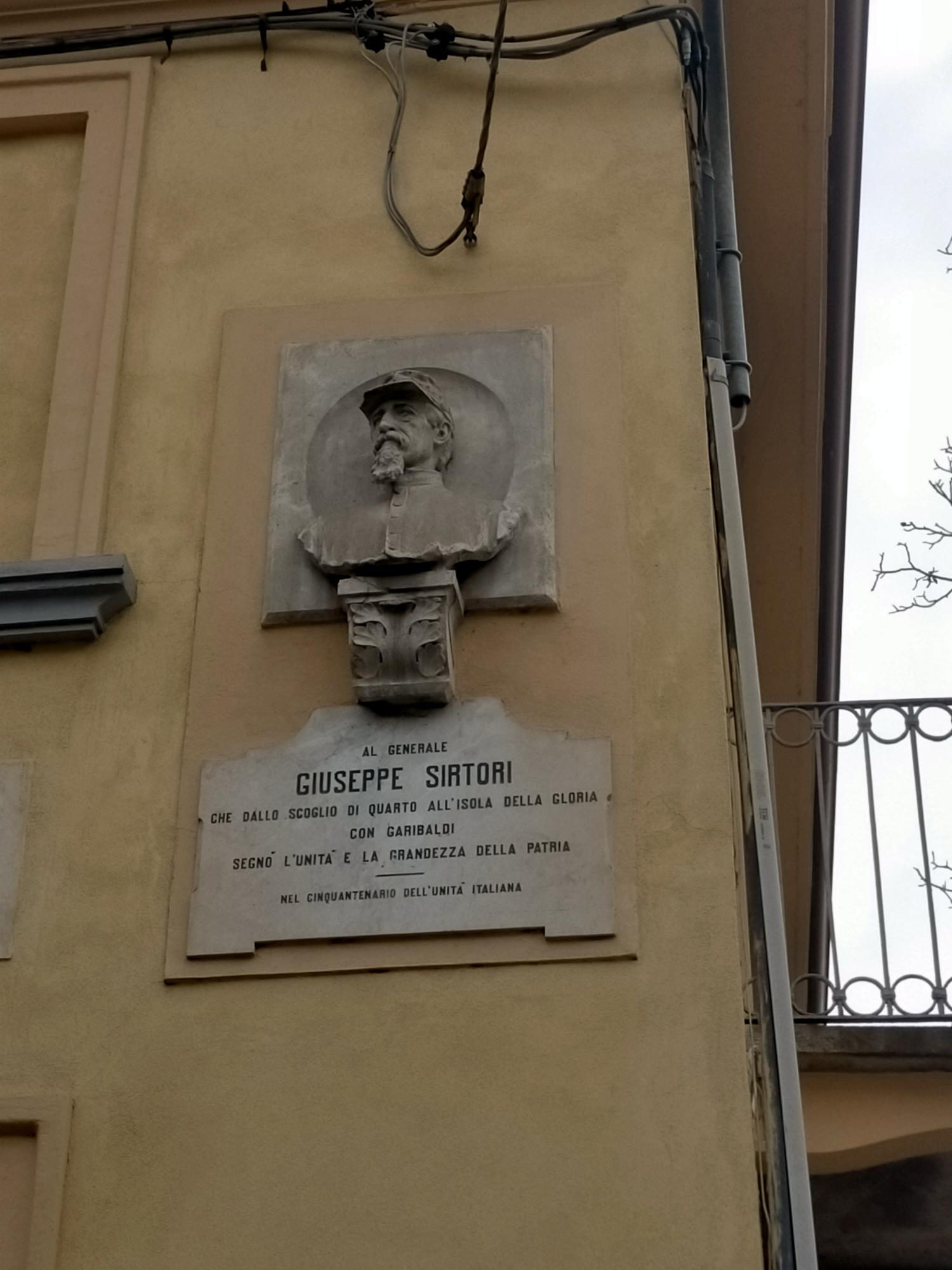 Casa_Sirtori_a_Casatevecchio__3_.jpg (197 KB)