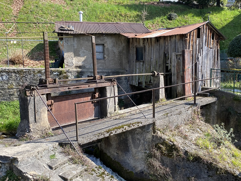 Diga_del_Paradone__1_.jpg (285 KB)