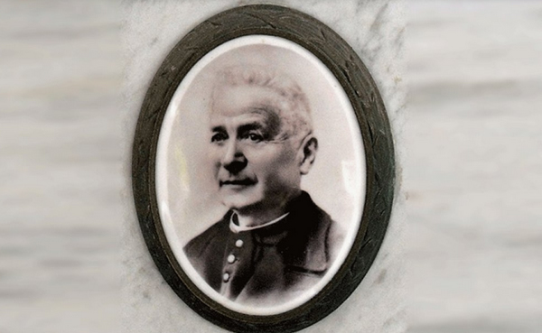 Don_Riccardo_Corti_2.jpg (103 KB)