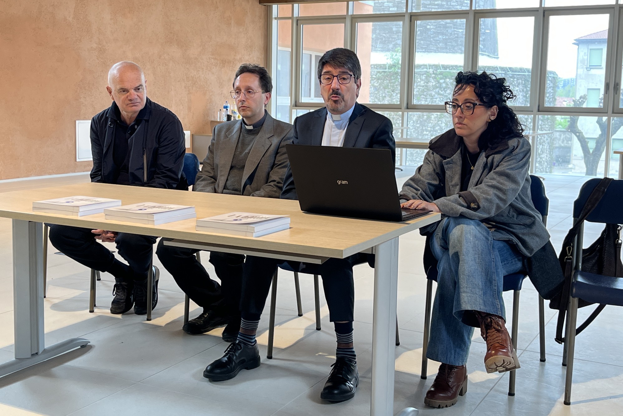 Lecco-inaugurazione_oratorio-2.JPG (1.28 MB)