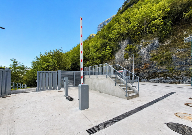 Varenna_nuovo_centro_di_raccolta__1_.png (867 KB)