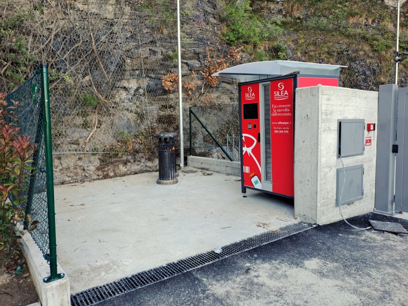 Varenna_nuovo_centro_di_raccolta__4_.jpg (191 KB)