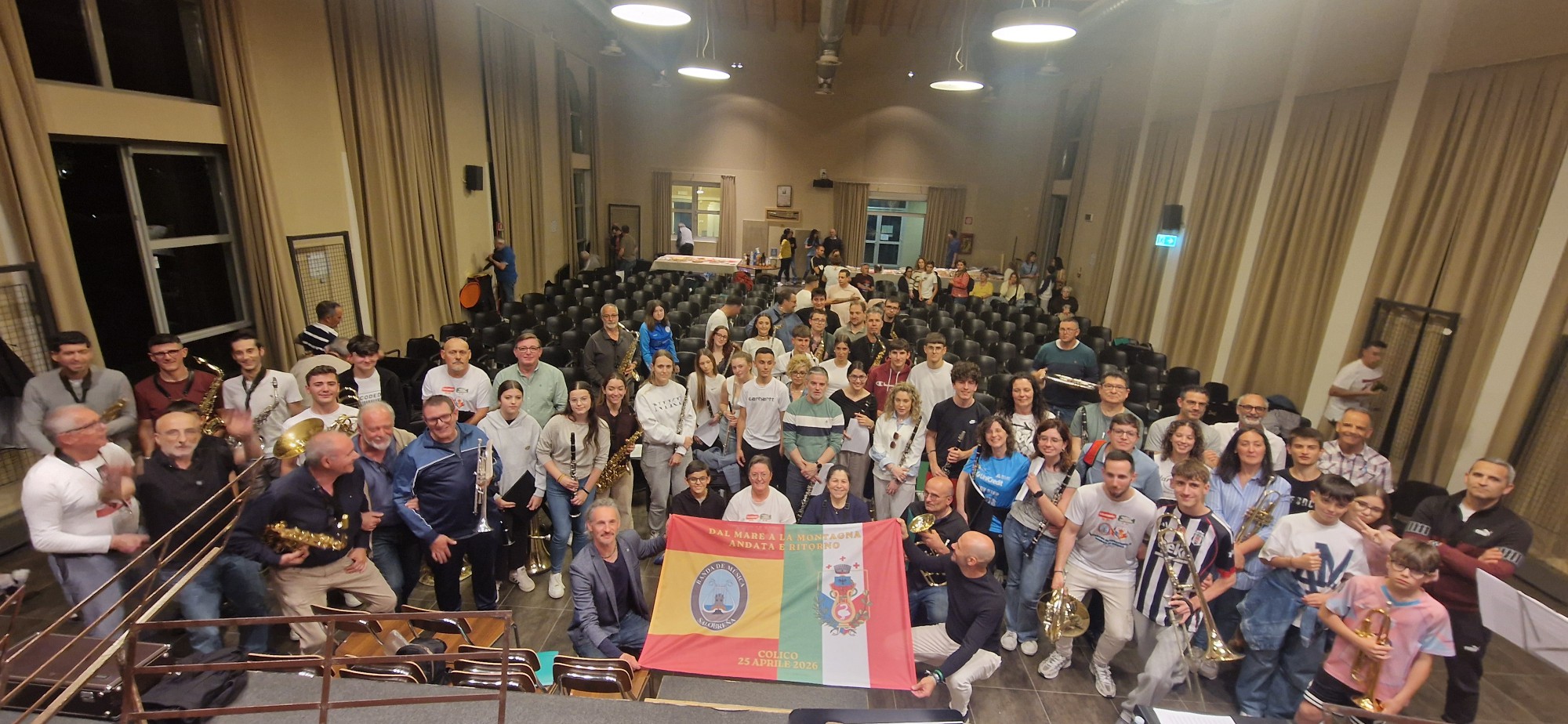 bandecolico__2_.jpg (444 KB)