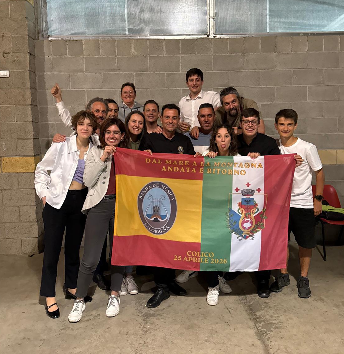 bandecolico__3_.jpg (684 KB)