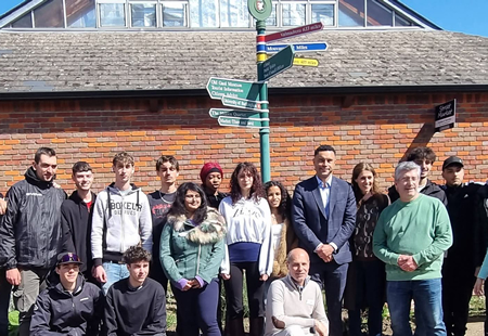 buckingham_5PRR.jpg (176 KB)