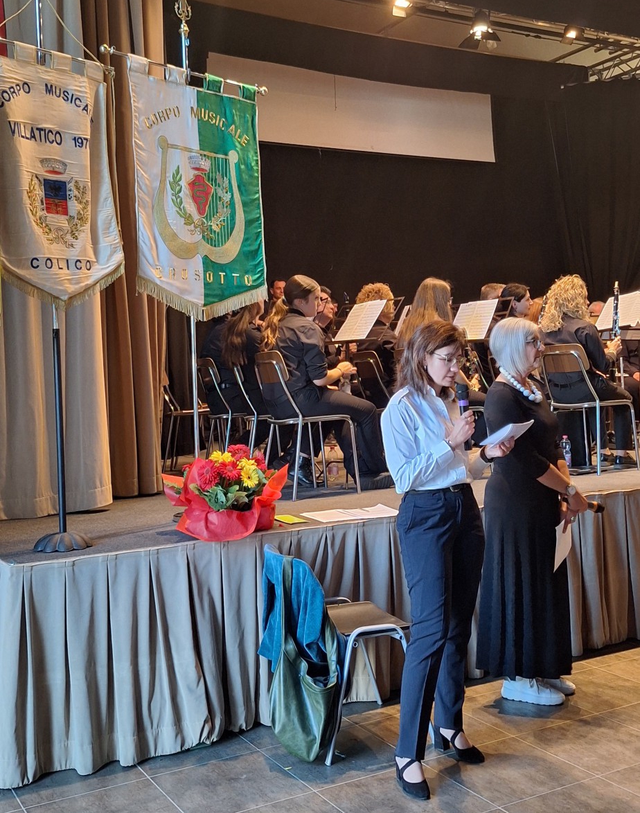 colicobandespagna__7_.jpg (692 KB)