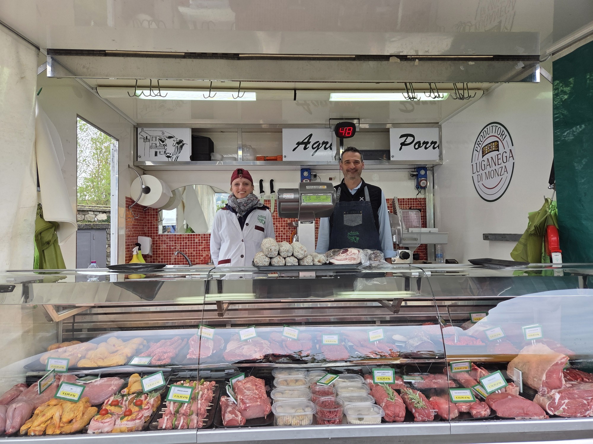 mercatoagricolocalolzio__10_.jpg (686 KB)