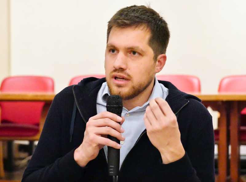 negrialessandro.jpg (245 KB)