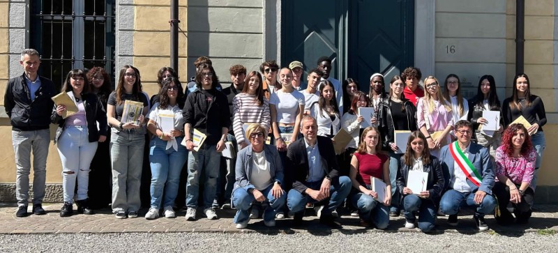 olginatediciottenni.jpg (107 KB)