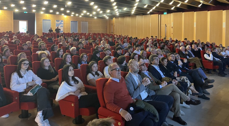 simoncellilecco__5_.JPG (248 KB)