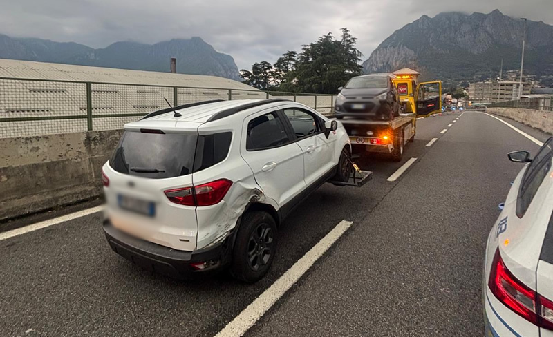 sinistropontemanzoni5.jpg (161 KB)