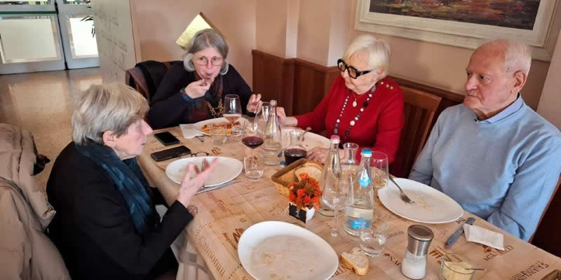 AipaPranzoCarnevalePRIMA.jpg (43 KB)