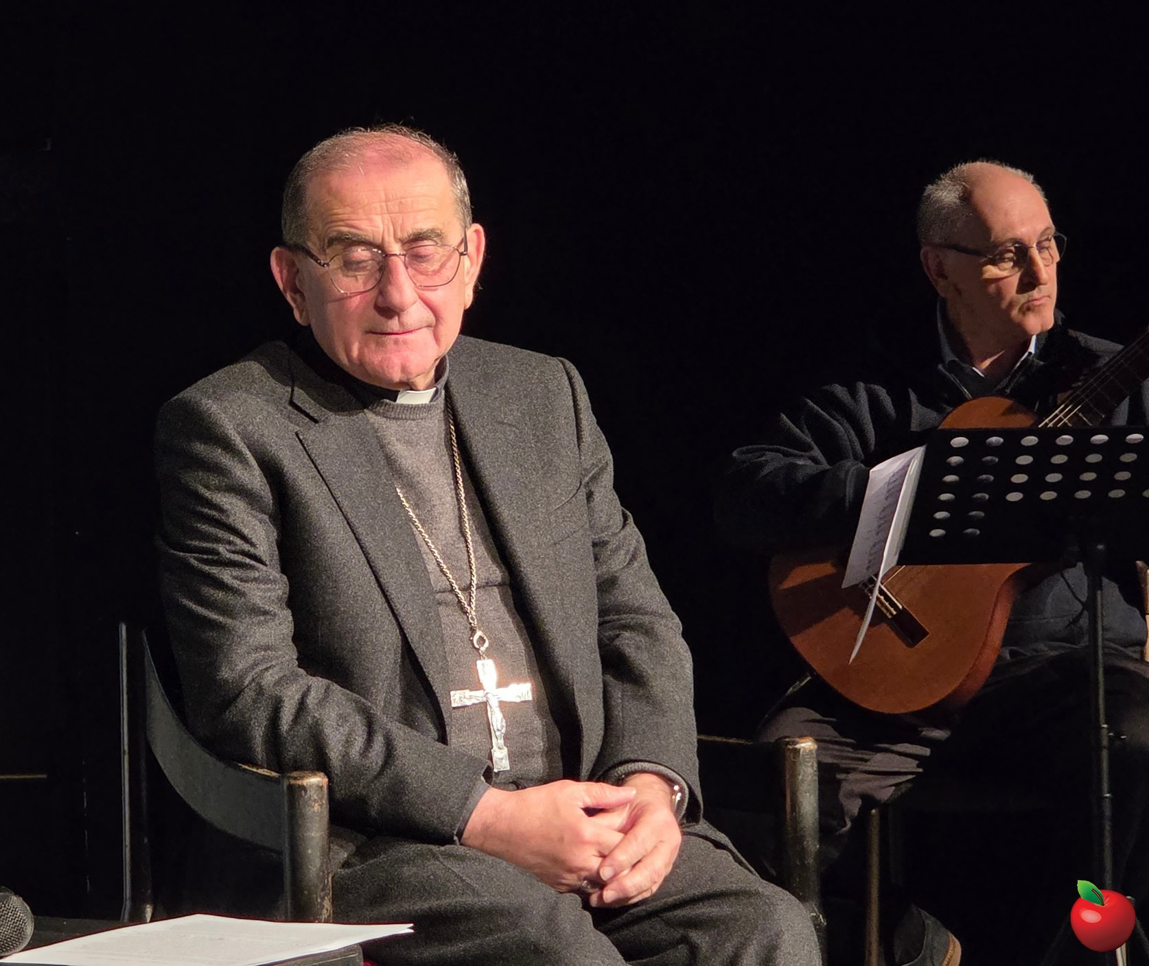 LeccoDelpiniAccende7.jpg (351 KB)