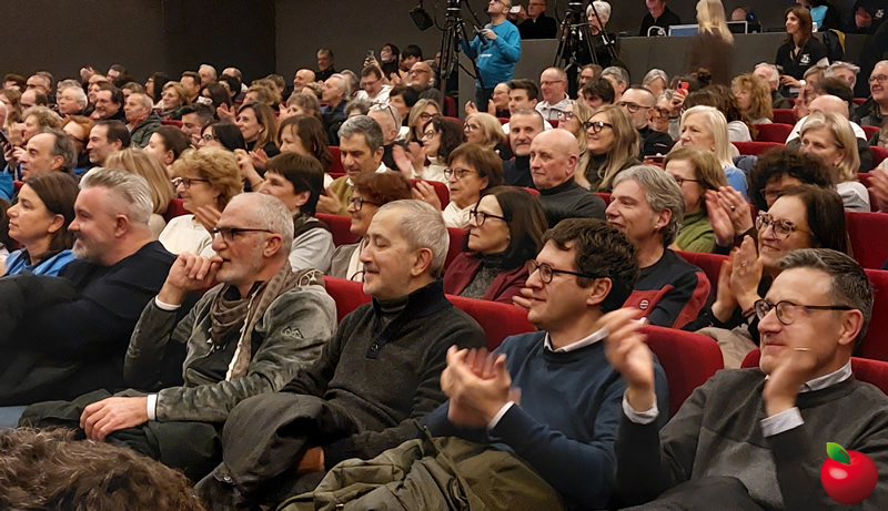 albanesejolly__4_.jpg (203 KB)