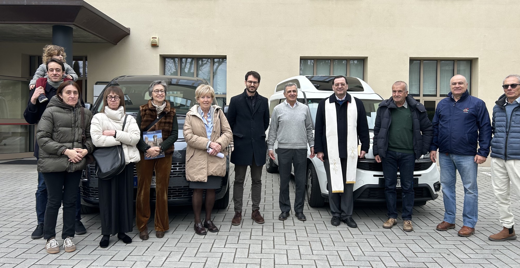 anteasmezzi__4_.jpeg (876 KB)