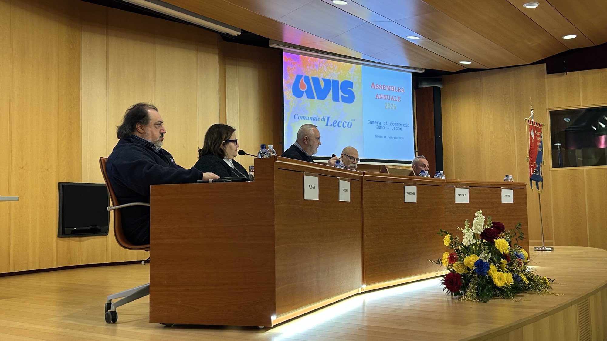 assembleaavislecco2.jpeg (391 KB)