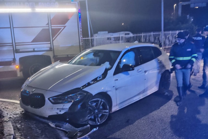 bmwpescate2.jpg (87 KB)