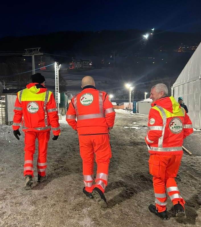 calolziovolontariolimpiadi2.jpg (368 KB)