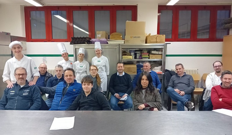 enaiptortaresegone3.jpg (222 KB)