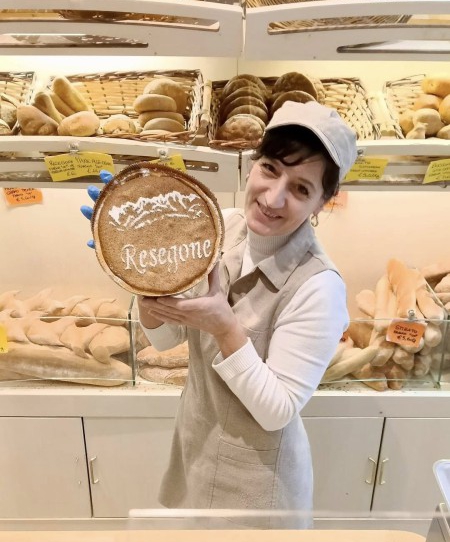 enaiptortaresegonepanificiopozzoni1.jpg (150 KB)