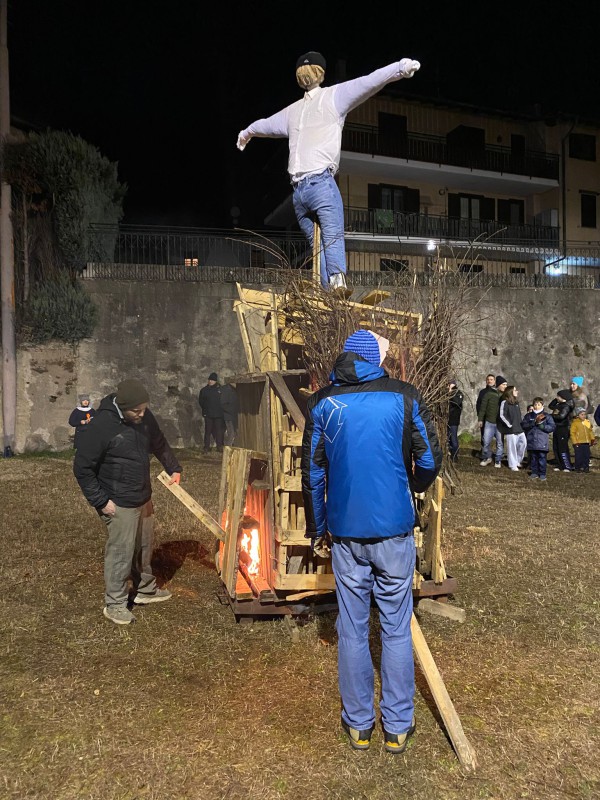 foto_falo_02.jfif (158 KB)