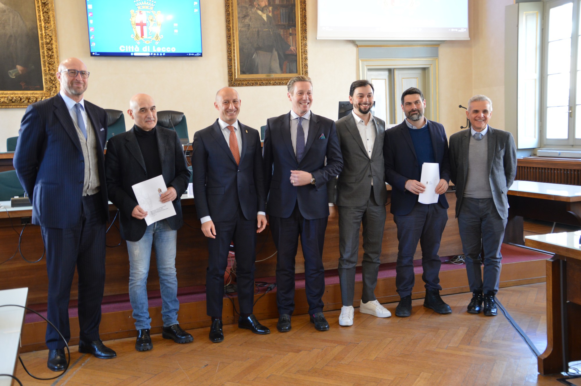 presentazionealbergodb__6_.JPG (419 KB)