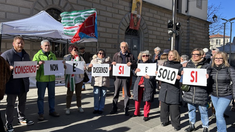 presidiostupro4.jpeg (124 KB)