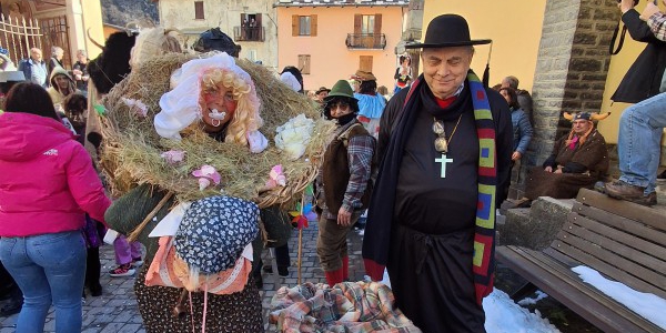 suegliocarnevale__18_pr.jpg (158 KB)