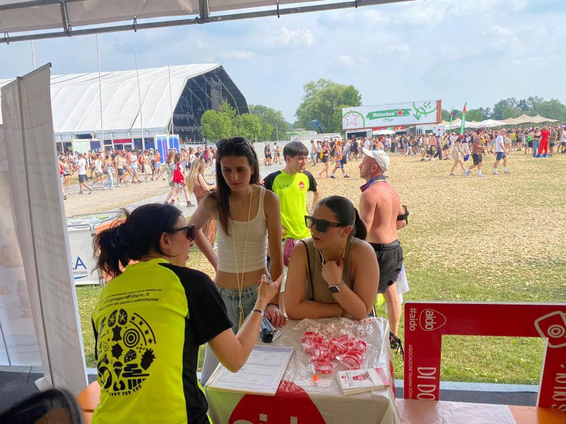 AIDO_fotorepertorioevento3.jpg (153 KB)