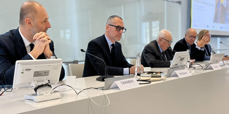 Tarabini_Piazza_Valassi_Azzone_Grecchipr.jpg (27 KB)