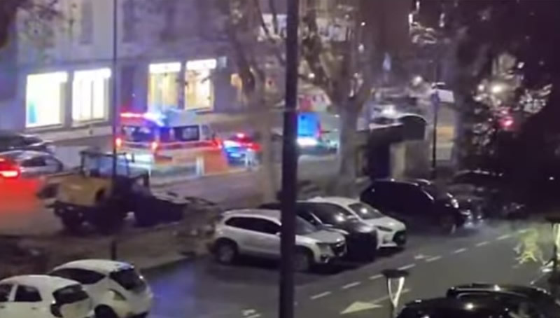 ambulanzacostituzione.jpg (55 KB)