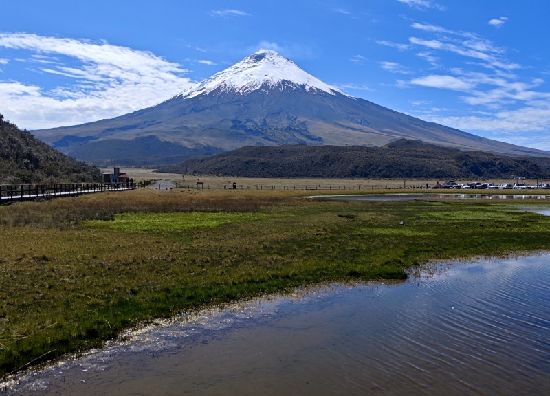 cotopaxi1.jpg (123 KB)