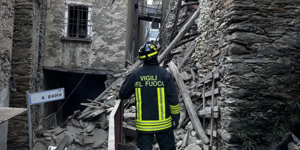 crollovalvarrone2pr.jpg (125 KB)