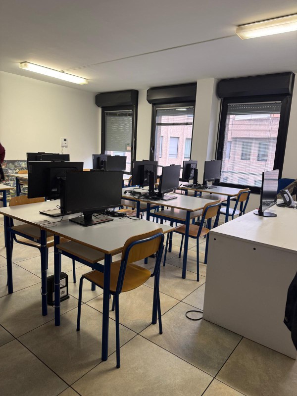 motorizzazione_civile_presidio_di_lecco__4_.jpeg (103 KB)