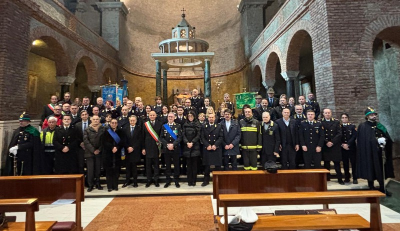 plleccosan1.jpg (116 KB)