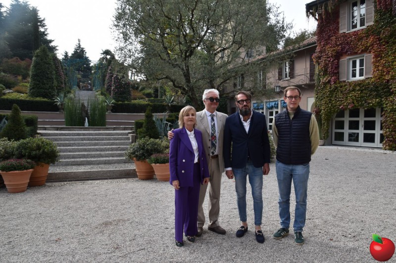 recacap2.jpg (149 KB)