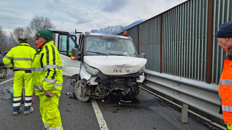 schiantotraona2.jpg (107 KB)