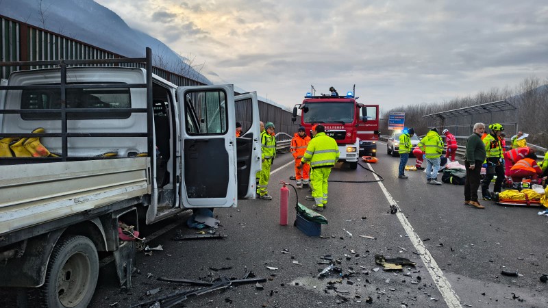 schiantotraona4.jpg (110 KB)