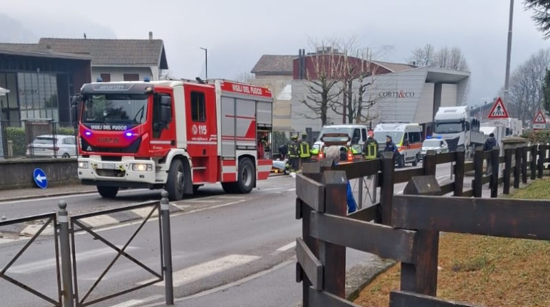 scontroballabio.jpg (85 KB)