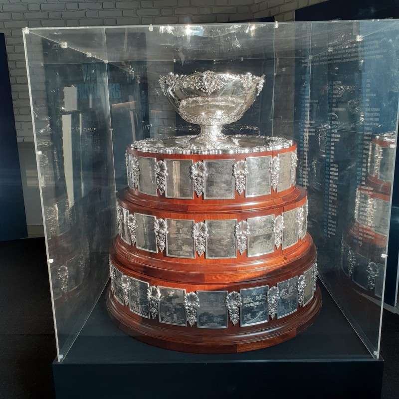 tenniscoppe2.jpg (159 KB)