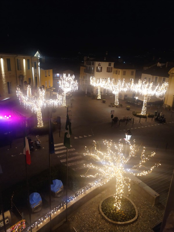 varennaluci2.jpeg (90 KB)