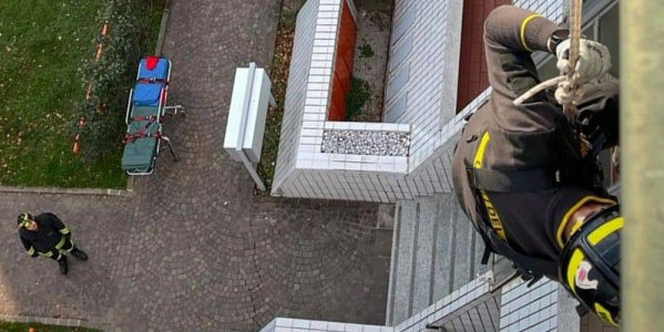 vvfviaparini1PRR.jpg (139 KB)