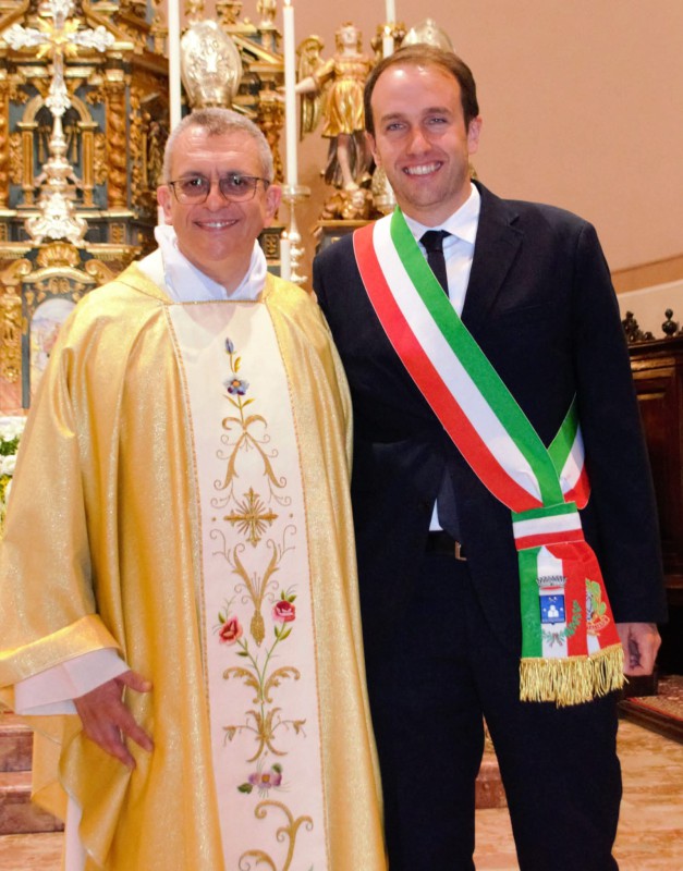 donmichelegianola25esimo__4_.jpg (114 KB)